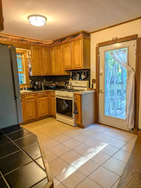 Kitchen - 974 County Rd, Walpole, NH 03608 photo 2 of 4