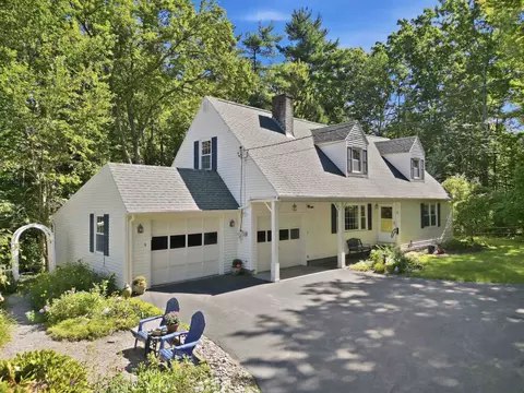 Exterior - 4 Clough St, Bow, NH 03304 photo 2 of 13
