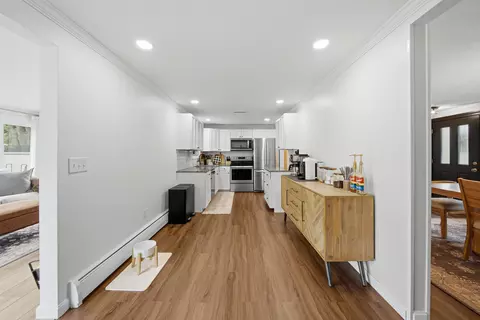 Entry Way - 17 Juniper Rd, Salem, NH 03079 photo 1 of 6