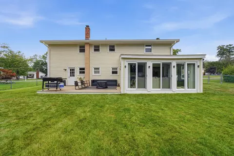 Exterior - 17 Juniper Rd, Salem, NH 03079 photo 6 of 14