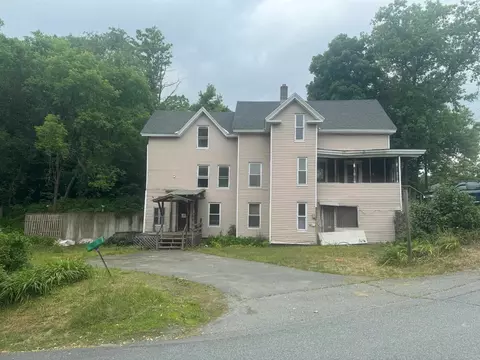 131 Depot St, Hartford, VT 05088