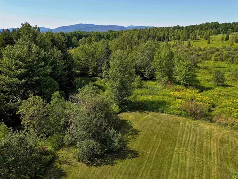 Exterior - 2941 Center Rd, Hyde Park, VT 05655 photo 11 of 12