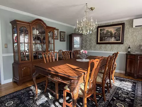 Dining - 163 Exeter Rd, Hampton Falls, NH 03844 photo 2 of 3