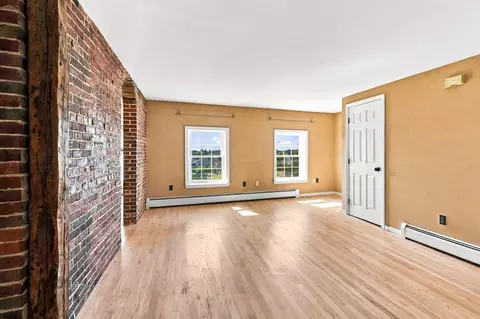Living - 711 Central Ave #2, Dover, NH 03820 photo 1 of 6