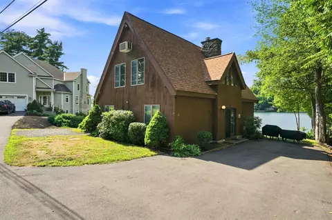 Exterior - 21 Oak St, Windham, NH 03087 photo 6 of 7