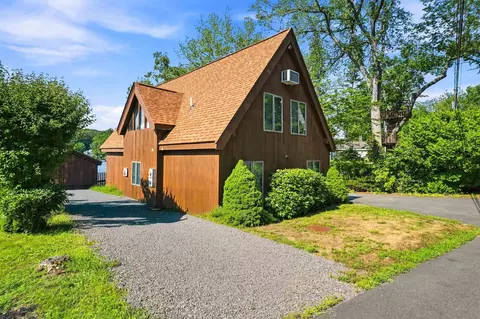 Exterior - 21 Oak St, Windham, NH 03087 photo 5 of 7