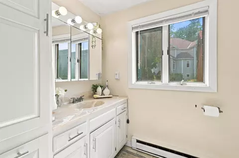 Bath - 21 Oak St, Windham, NH 03087 photo 1 of 3