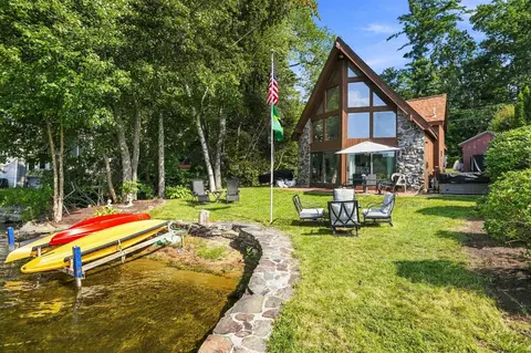 Exterior - 21 Oak St, Windham, NH 03087 photo 3 of 7