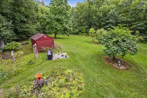 Exterior - 2 12 Cunningham Dr, Derry, NH 03038 photo 9 of 15