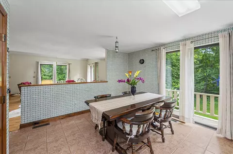 Dining - 2 12 Cunningham Dr, Derry, NH 03038 photo 2 of 2