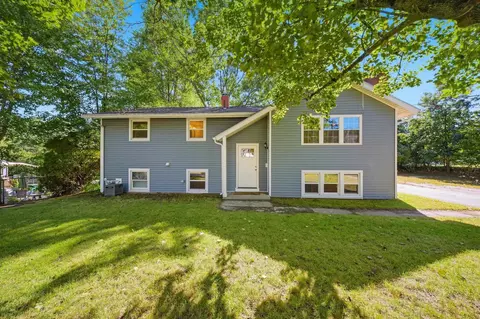 3 Westray Dr, Nashua, NH 03062