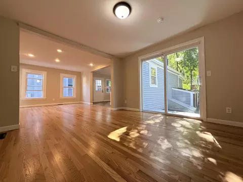 Living - 23 Jackson St, Concord, NH 03301 photo 3 of 5