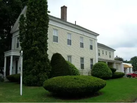 146 Lowell St, Manchester, NH 03103