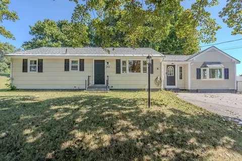 252 Green St, Somersworth, NH 03878