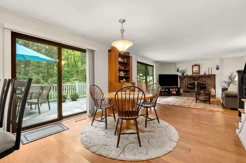 Dining - 39 Ashbrook Dr, Hampton, NH 03842 photo 3 of 4