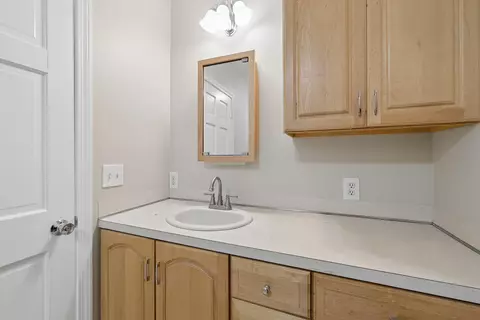 Bath - 6 Cote Dr, Dover, NH 03820 photo 3 of 3