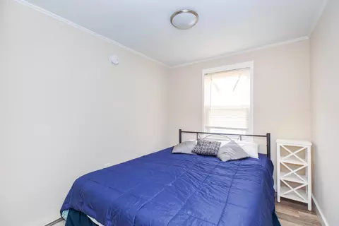 Bedroom - 4 H St, Hampton, NH 03842 photo 1 of 12