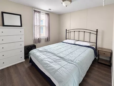 Bedroom - 4 H St, Hampton, NH 03842 photo 10 of 12