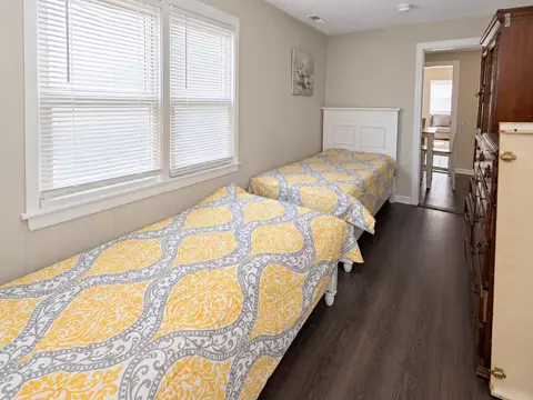 Bedroom - 4 H St, Hampton, NH 03842 photo 11 of 12