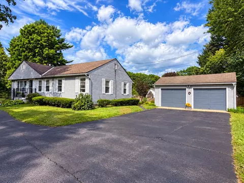 52 Allen Ct, Keene, NH 03431