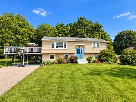 7 Norman St, Rochester, NH 03839