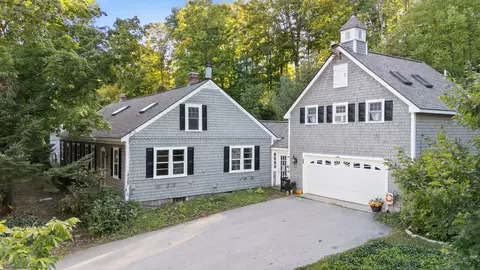 24 Wilder St, Peterborough, NH 03458