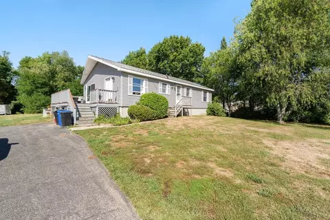 Exterior - 5 Alder Ln, Dover, NH 03820 photo 2 of 5