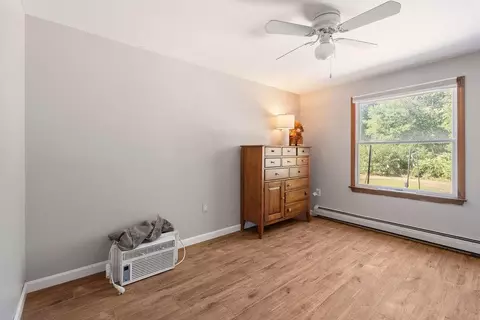 Bedroom - 5 Alder Ln, Dover, NH 03820 photo 3 of 5