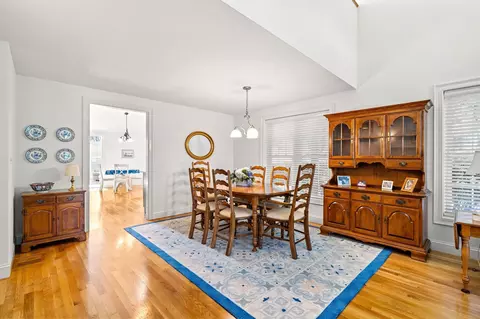 Dining - 55 Hampton Meadows Rd #55, Hampton, NH 03842 photo 2 of 3