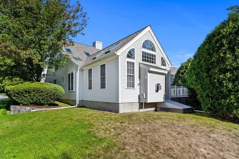 Exterior - 55 Hampton Meadows Rd #55, Hampton, NH 03842 photo 5 of 5
