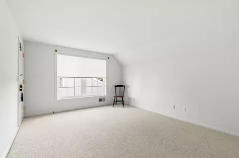 Bedroom - 55 Hampton Meadows Rd #55, Hampton, NH 03842 photo 8 of 9