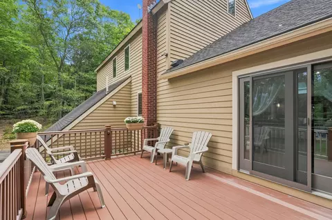 Exterior - 200 Wheel Wright Rd, Hampstead, NH 03841 photo 6 of 11