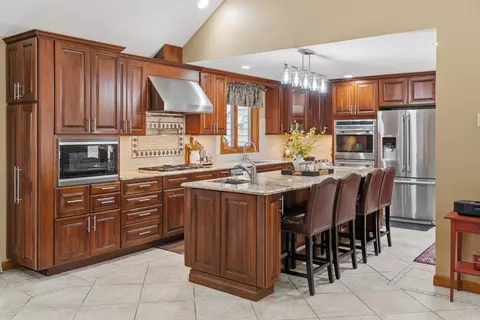 Kitchen - 200 Wheel Wright Rd, Hampstead, NH 03841 photo 3 of 5