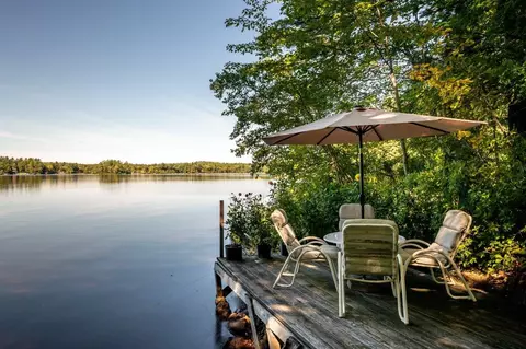 396 Mica Point Rd, Barrington, NH 03825