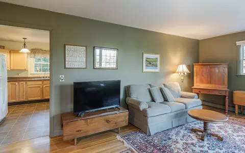 Living - 138 North Rd, Walpole, NH 03608 photo 4 of 5