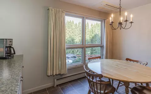 Dining - 138 North Rd, Walpole, NH 03608 photo 1 of 2