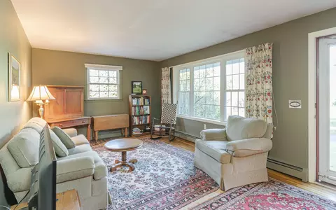 Living - 138 North Rd, Walpole, NH 03608 photo 3 of 5