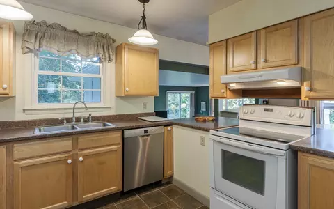 Kitchen - 138 North Rd, Walpole, NH 03608 photo 5 of 7
