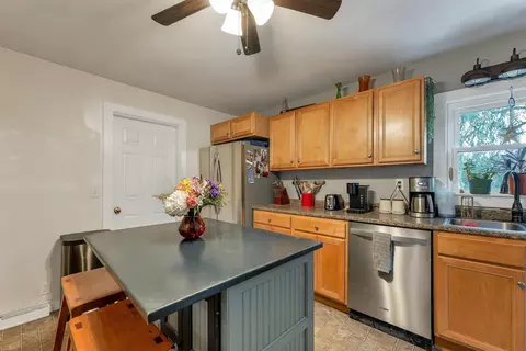 Kitchen - 30 School St, Warner, NH 03278 photo 5 of 5