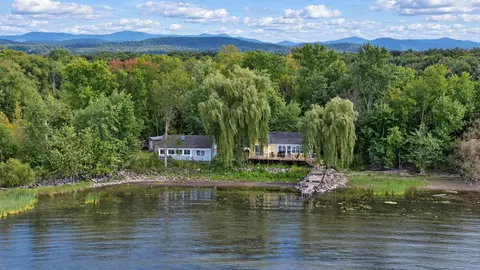 172 South Rd, Ferrisburgh, VT 05456