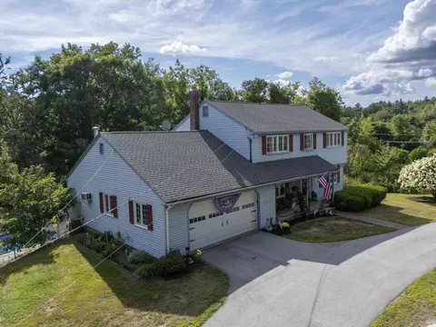 64 Peaslee Rd, Merrimack, NH 03054