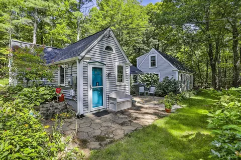 8 Putnam Hill Rd, Wilton, NH 03086