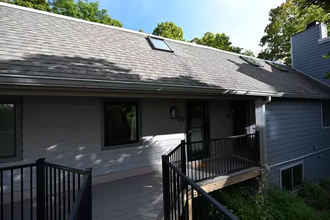 Exterior - 1771 Baker Turn Roa Rd #D, Hartford, VT 05059 photo 2 of 4