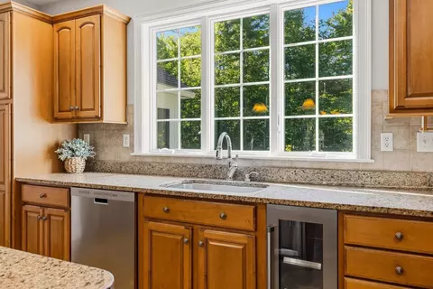 Kitchen - 25 Runaway Rd, Newfields, NH 03856 photo 3 of 4
