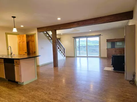 Living - 135 Winterbell Dr, Dummerston, VT 05301 photo 4 of 4