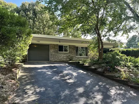 855 Bridge St, Manchester, NH 03104
