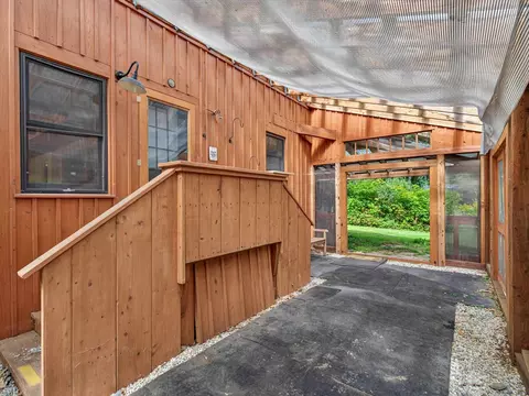 Exterior - 256 Trail Rd, Putney, VT 05346 photo 6 of 20