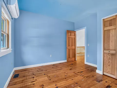 Bedroom - 256 Trail Rd, Putney, VT 05346 photo 6 of 6