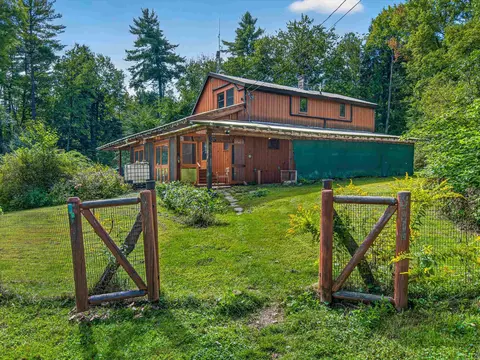 Exterior - 256 Trail Rd, Putney, VT 05346 photo 3 of 20