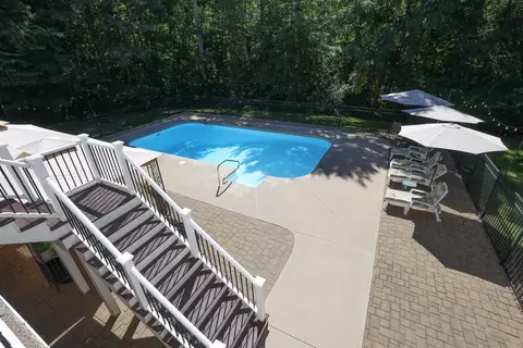 Exterior - 21 Barberry St, Hooksett, NH 03106 photo 7 of 15